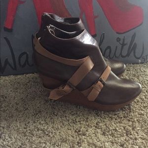 Women’s Piperlime Ankle boots size 8